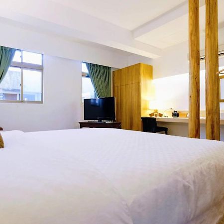 Shire Homestay Luodong Exterior photo